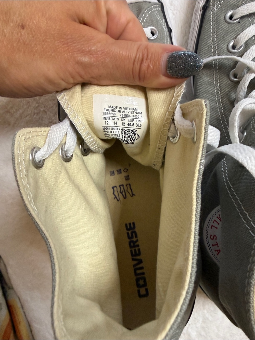 Converse High Top Sneakers in seasonal gray and White - Picture 7 of 10